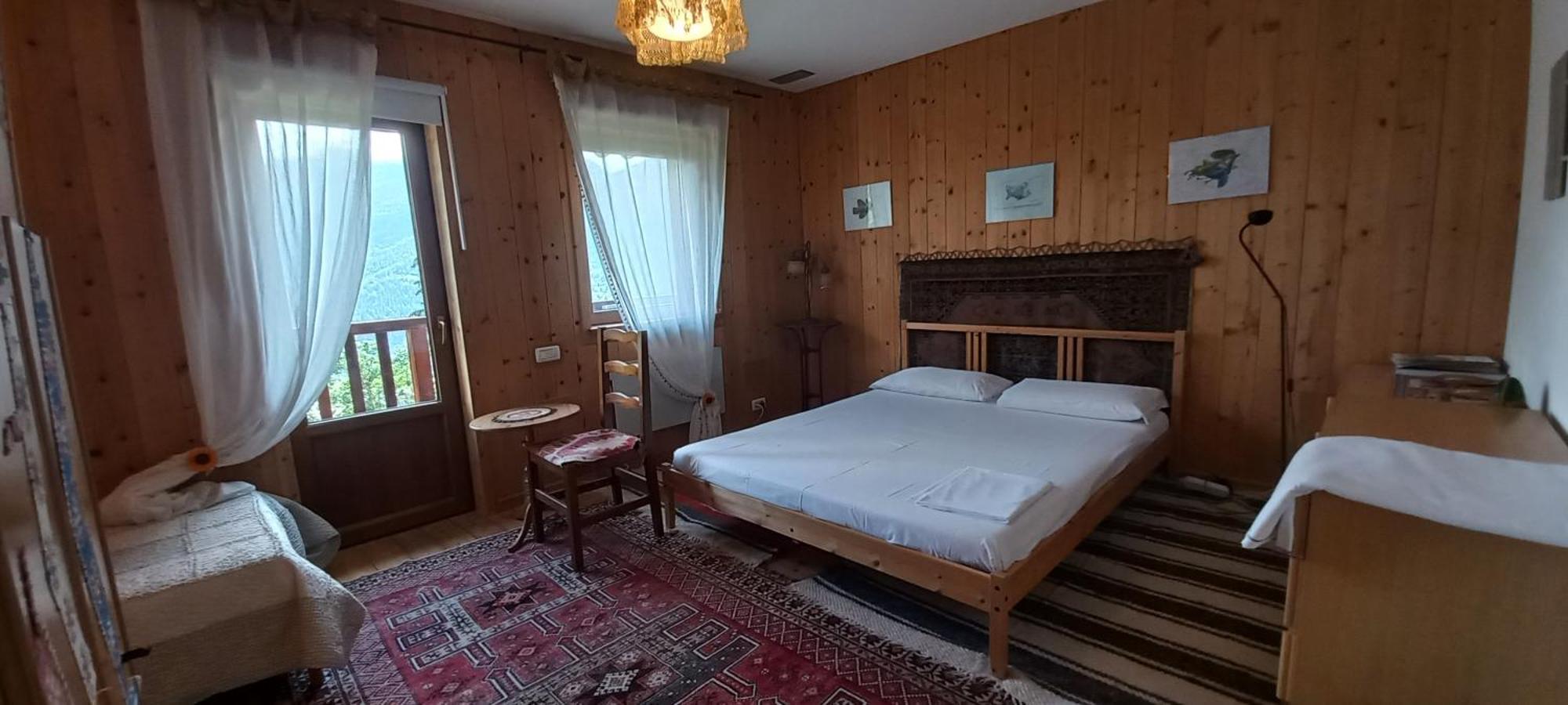 Artemisia B&B ลาซัลเล ภายนอก รูปภาพ